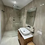 Apartamento Steps From The